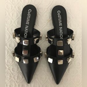 NWOT Women’s Studded Shoes